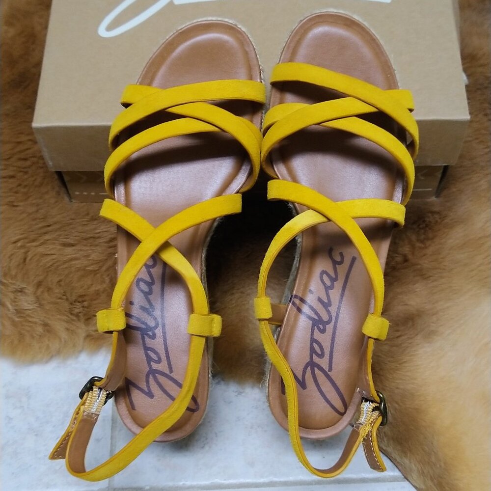 Zodiac Espadrille wedge Sandal - Picture 7 of 7